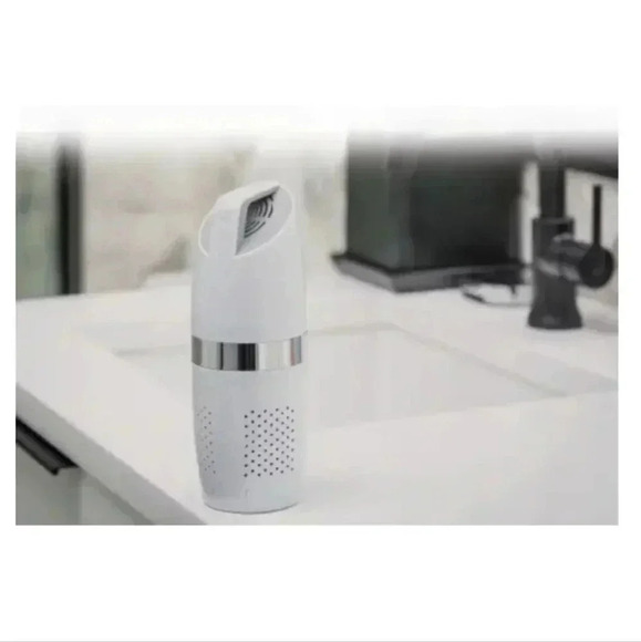 NuvoMed™ Portable Air Purifier with HEPA Filter (New) - Picture 3 of 15